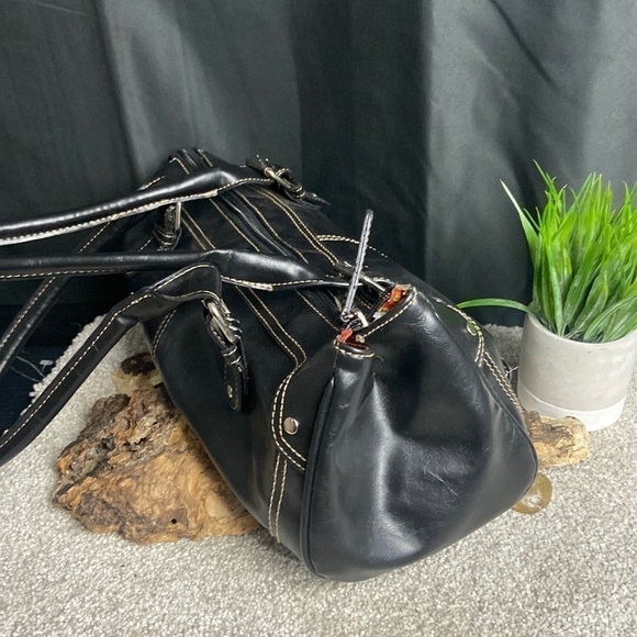 Emilie M Black Hobo Bag💕 - Picture 3 of 9